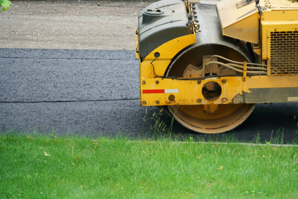 Best Luxury Driveway Paving Solutions in Chicago, IL
